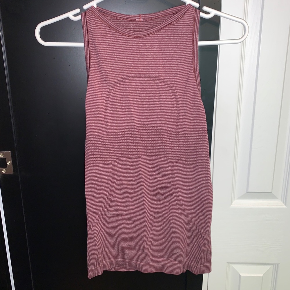 LULU LEMON HIGH NECK SWIFTLY TECH TANK